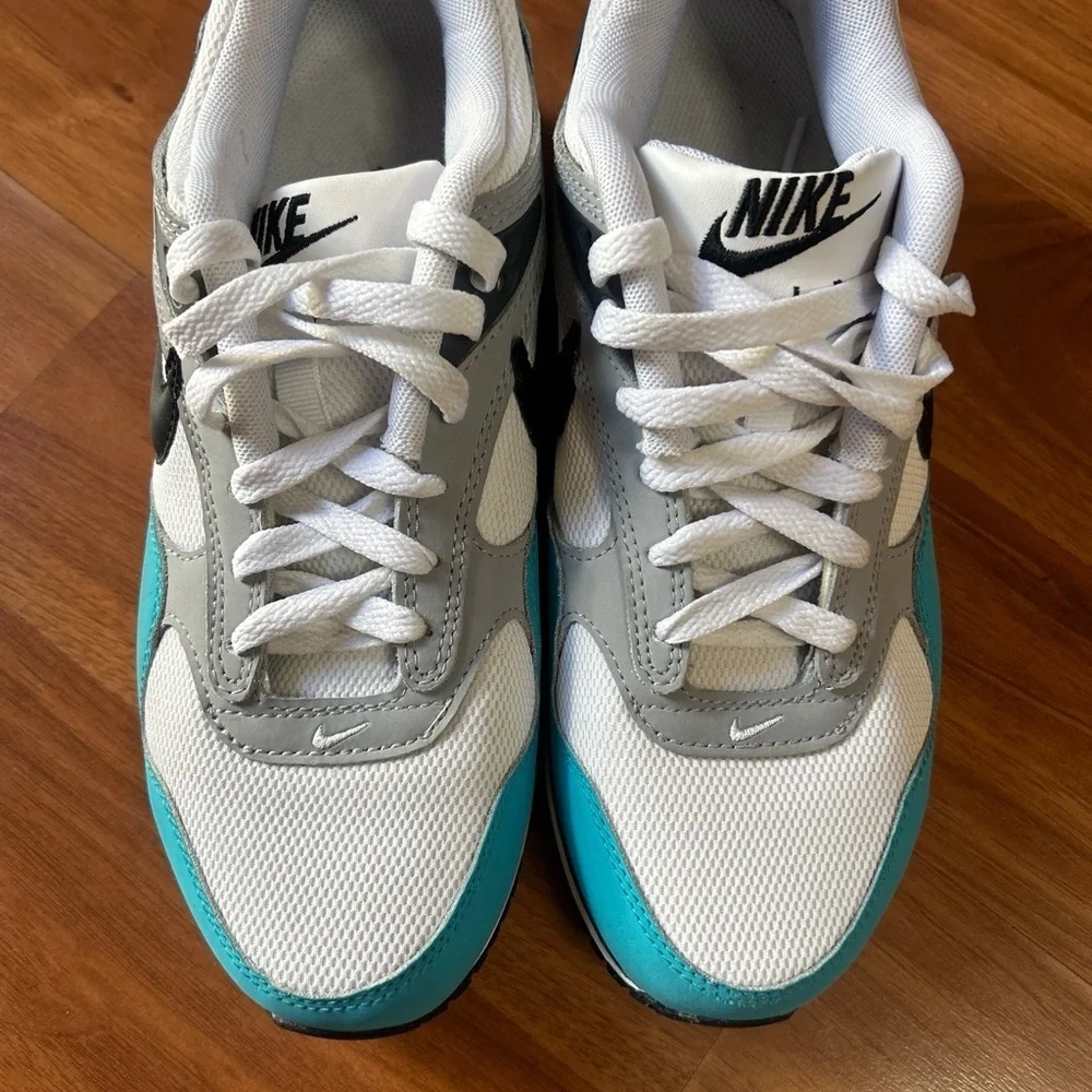Nike White and Blue Modern sneakers